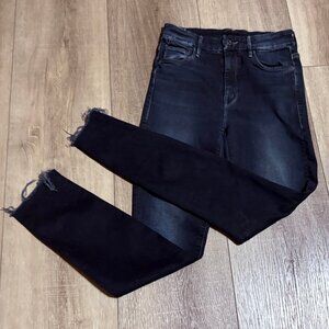MOTHER High Waisted Looker Ankle Fray Dark Wash Last Call Jeans Size 25